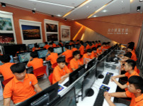 <b>新華互聯(lián)網(wǎng)科技專業(yè)升級永不止步</b>