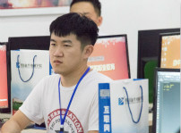 <b>新華互聯網科技2018暑期VR師資培訓之：讓VR在課堂上誕生</b>