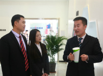 <b>央視關注新華模式，新華互聯網科技連續登陸央視</b>