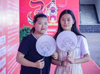 <b>在校學(xué)習(xí)不到一年，半年收入6W+,她們是如何做到的？</b>