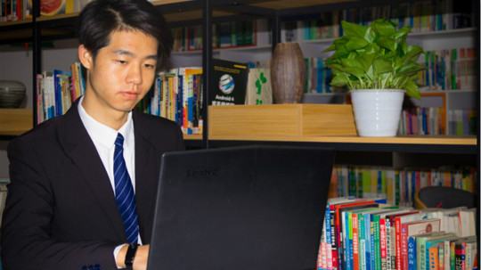 <b>用盡洪荒之力，奔向想要的未來</b>