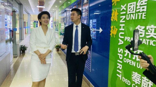 <b>四川新華電腦學院雙選會現場，人才爭奪戰正式打響！</b>