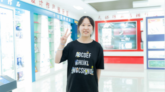 <b>羅玲：在新華我會成為越來越優秀的自己</b>