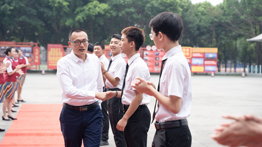 <b>賡續百年初心 砥礪33載征程 教師節的禮贊</b>