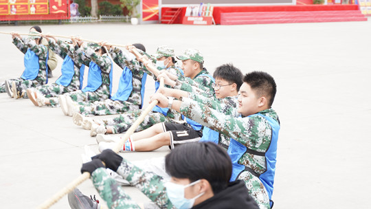 <b>超然！新生軍訓(xùn)——團隊訓(xùn)練賽</b>