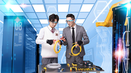 <b>【解讀新華“三查三評”】教學管理要重視，以身作則好榜樣</b>