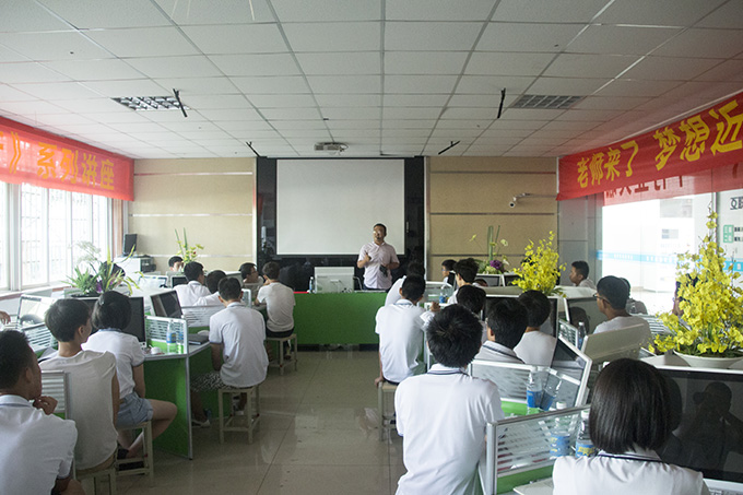 老師來了，大牛導(dǎo)師分享“互聯(lián)網(wǎng)+”模式的落地