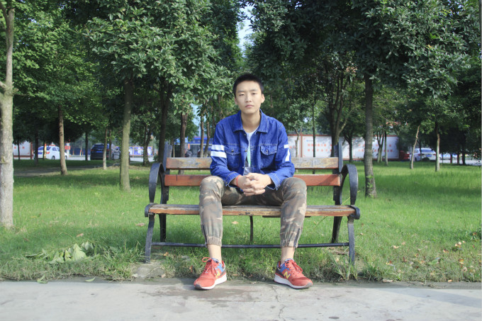 周詩(shī)喻：來(lái)新華，就是為了技能+學(xué)歷