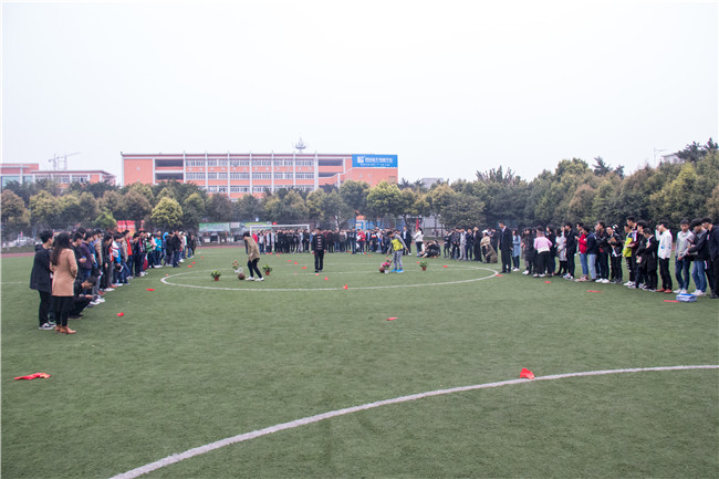 在新華|我們的運(yùn)動(dòng)會(huì)與別家的不一樣