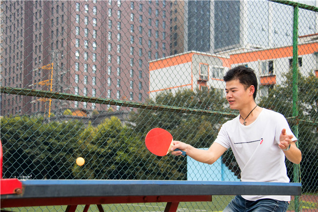 鄧川江：一個(gè)退伍軍人的IT夢