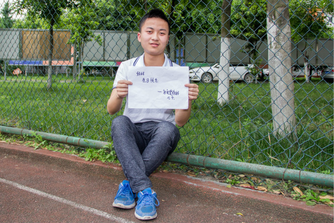 在母親節來臨之際，他們有些話想對母親說