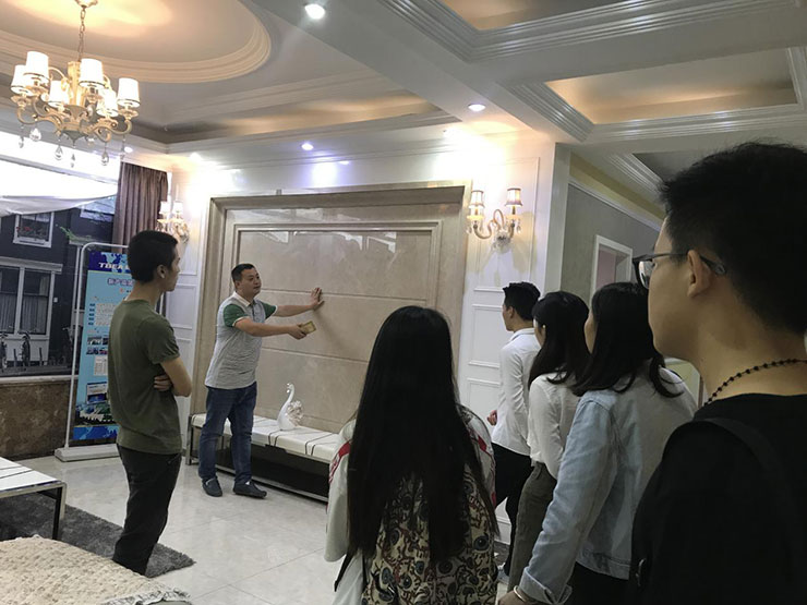 企業(yè)參觀行——從實戰(zhàn)出發(fā)，提高動手能力