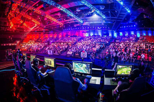 提前探秘 新華互聯(lián)網(wǎng)科技四大新專業(yè)神秘面紗