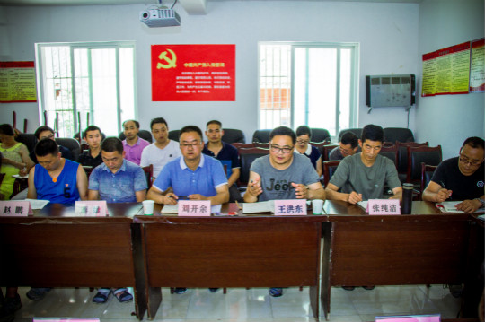 一路北上，四川新華松潘電商幫扶攻堅戰吹響沖鋒號