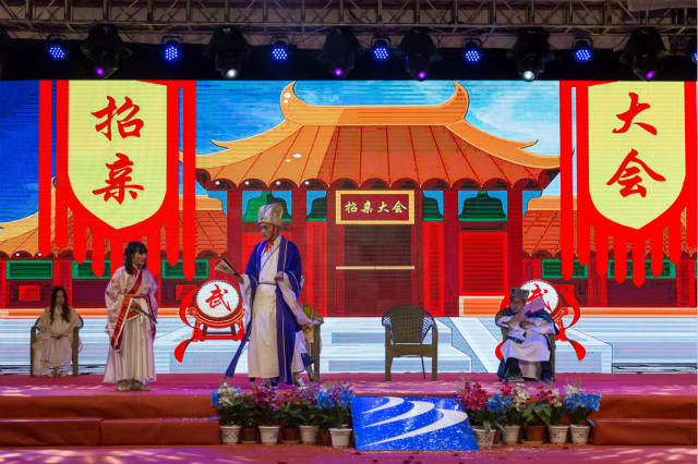 “歌舞青春·圓夢(mèng)新華”國(guó)慶晚會(huì)美圖來(lái)襲