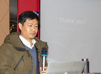 <b>跟著珺馨科技的腳步走進Python和人工智能</b>