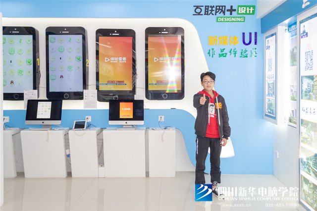 看臉時(shí)代的零零后，如何擺脫枷鎖、負(fù)重前行