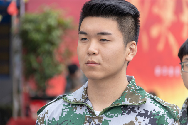 追夢新華人|因為夢想·光芒萬丈！