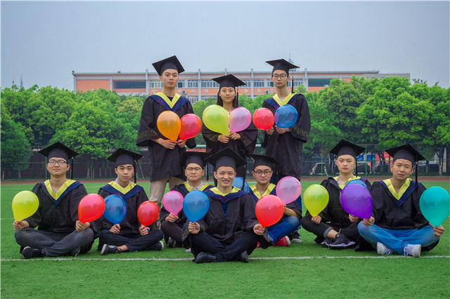 最美畢業季|此去繁花似錦，歸來仍是少年！