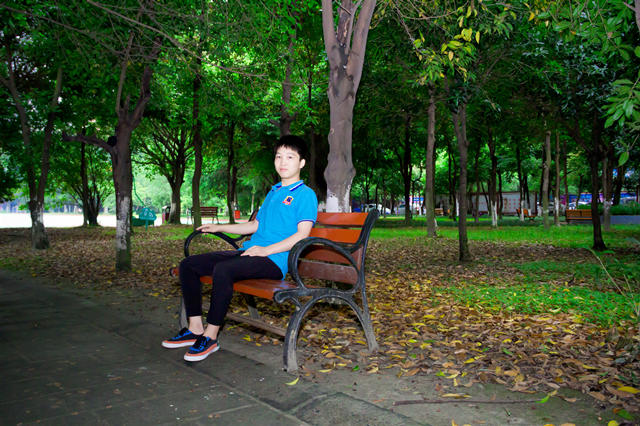 高中畢業學什么有前途？做互聯網時代的白領！