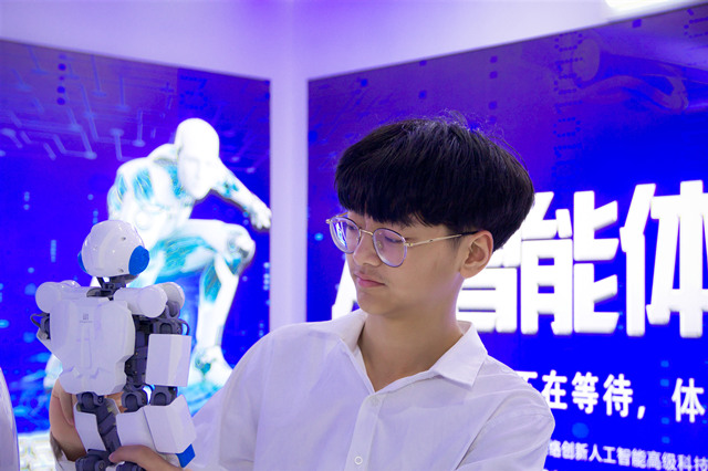 選擇不對，努力白費！擇校選專業就選大品牌！