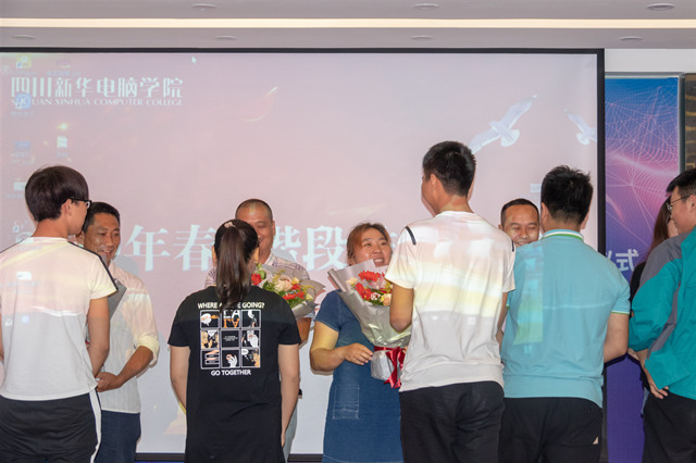 結(jié)課答辯分享會(huì)：半年收入6萬(wàn)+，她們是怎么做到的？