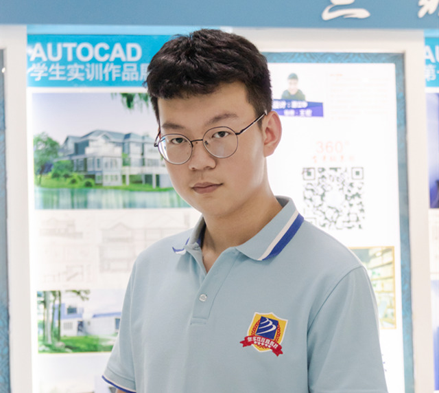 張銘峰:大家都很優秀，我沒理由落后