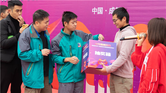 越專業(yè)越出色|四川新華雙11校園購物節(jié)火力全開