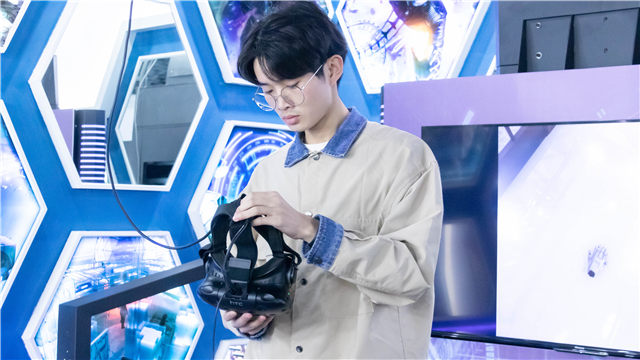 張良杰：人生沒(méi)有捷徑，唯有一步一腳印 