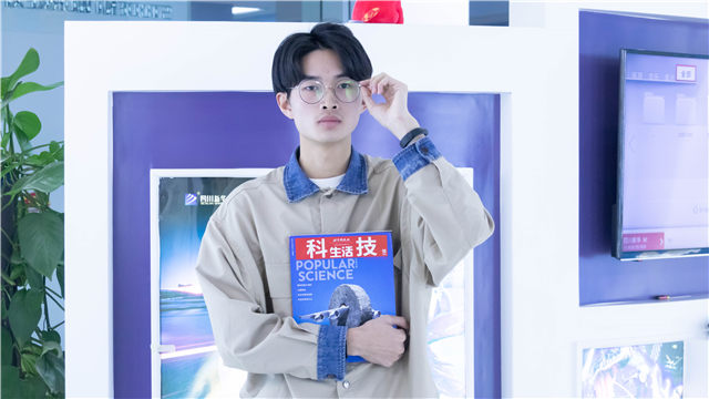 張良杰：人生沒(méi)有捷徑，唯有一步一腳印 