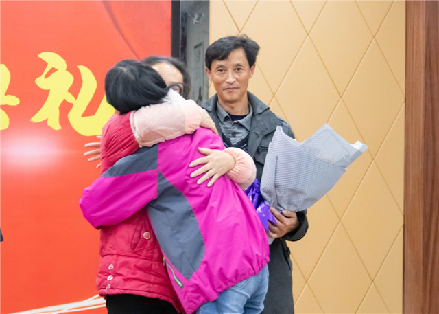 新華暖心教育，緣何成為家長們放心的學(xué)校？