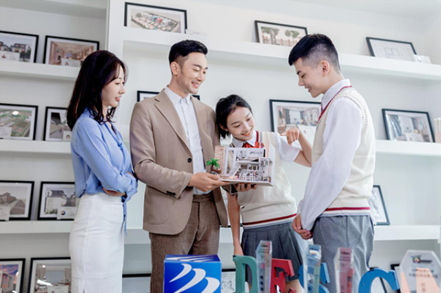 好學(xué)校不怕比較，學(xué)互聯(lián)網(wǎng)技術(shù)就來四川新華