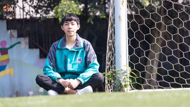 三人結伴來新華，老朋友再做新同學！