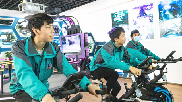 好朋友，新同學，一起創造精彩未來！