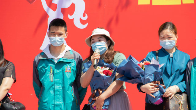 母親節：人生的舞臺上，母愛從不缺席