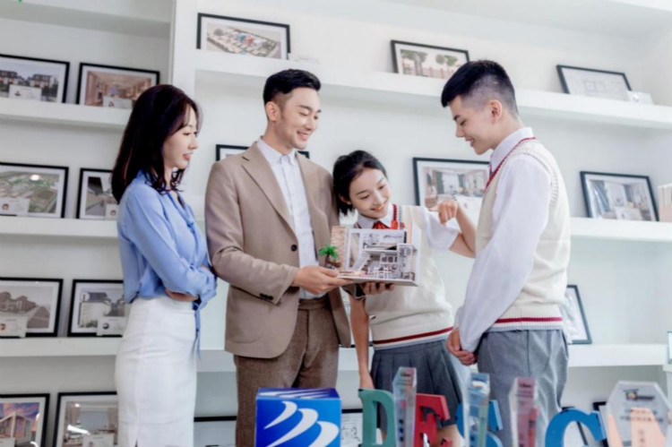 新華互聯網科技緣何能受到社會各界盛贊！