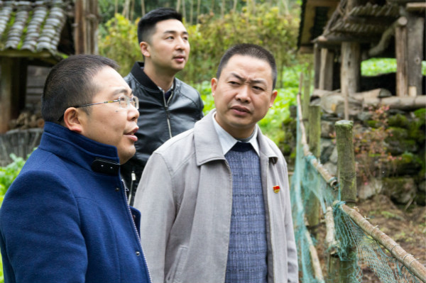 新華教師奮進(jìn)擔(dān)當(dāng)，用技能脫貧托舉希望