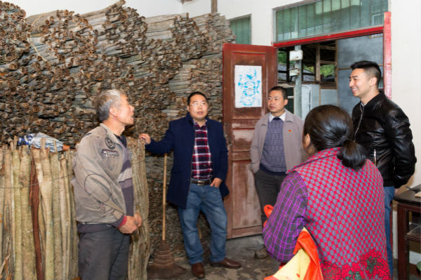 新華教師奮進(jìn)擔(dān)當(dāng)，用技能脫貧托舉希望