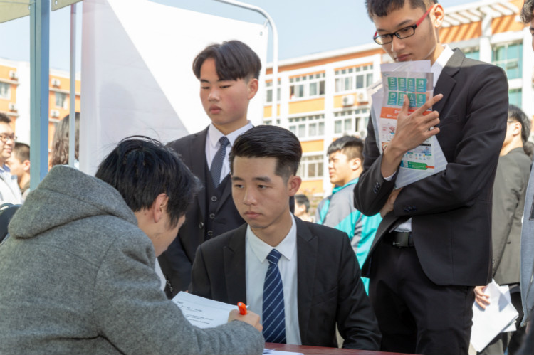 咖啡之上的校企人才交流會，為職業教育賦能提質！