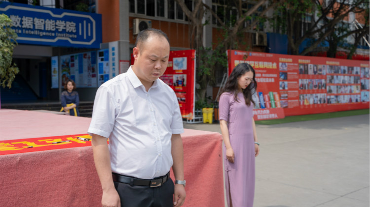 山河無恙 勇毅前行！四川新華紀念5.12汶川地震13周年！