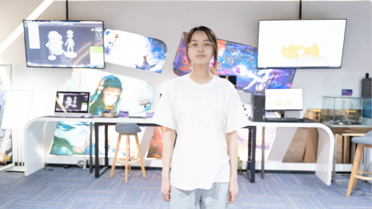 樊思彤：希望畢業(yè)后可以找到自己心儀的工作！