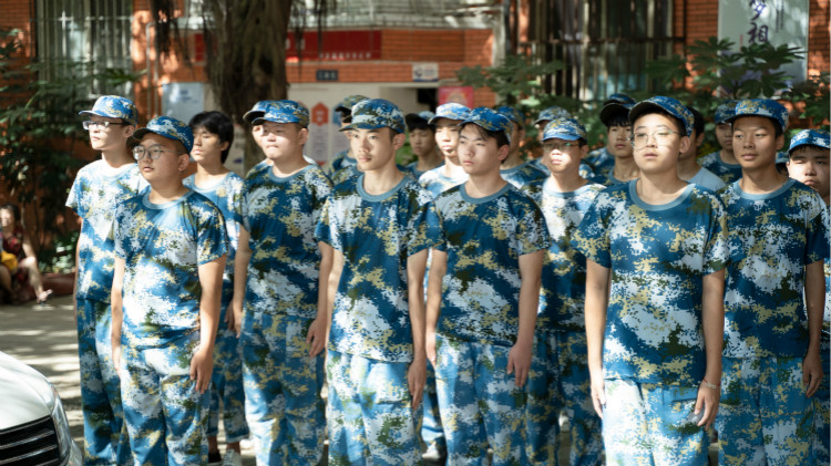 追夢新華人|因為夢想·光芒萬丈！