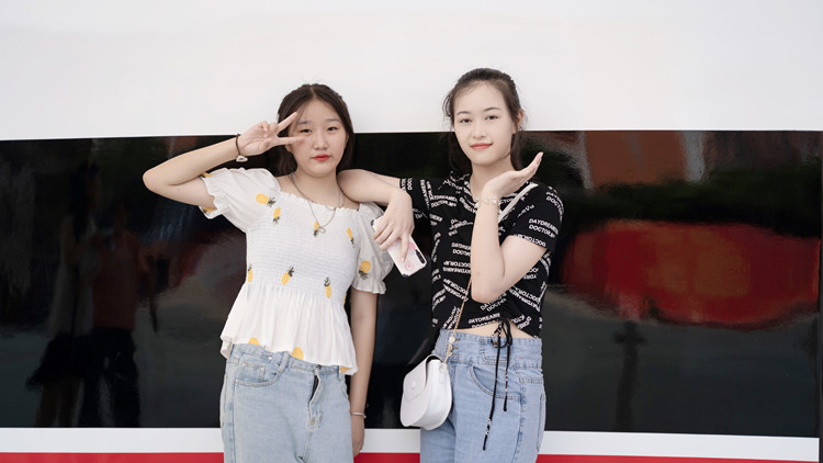 轉校來四川新華，我找到了久違的成就感！