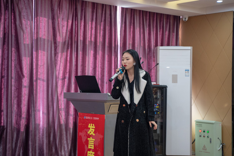 千企萬崗進校園，名企大咖新華行火熱進行中……