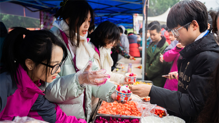 四川新華“雙十二”教育嘉年華系列活動火爆來襲?！