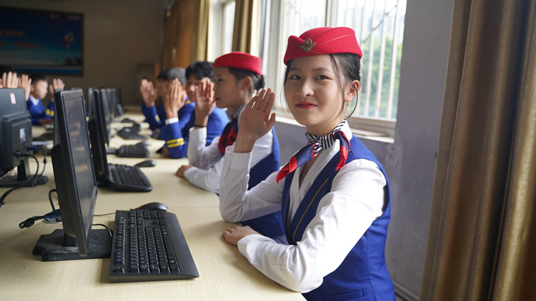 成都新華高級技工學校升格儀式即啟幕！優勢有哪些？