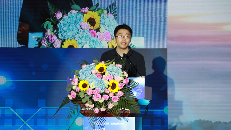 新華數(shù)智技能培優(yōu)工程暨新專業(yè)發(fā)布會盛大啟幕