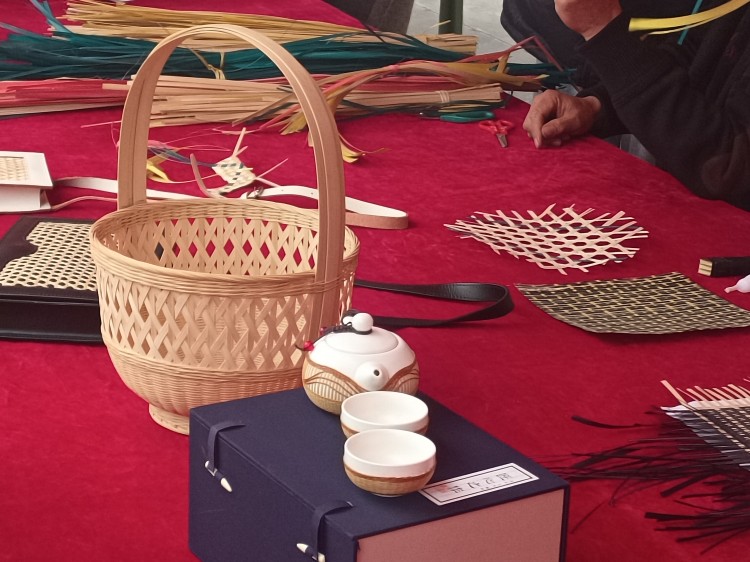 卯兔接福鬧元宵，遺風佳韻匯佳節