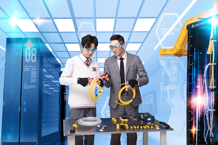 活動預(yù)告丨全國技術(shù)能手梁嘉偉即將做客新華，帶領(lǐng)學(xué)子筑夢新征程