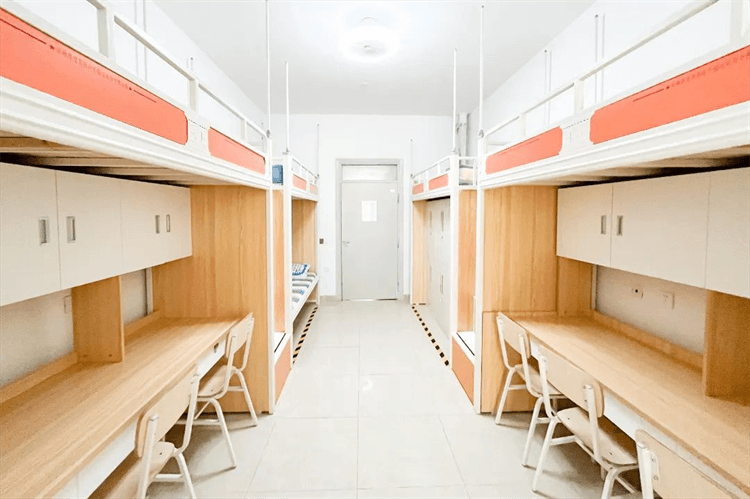 報(bào)讀成都新華2024年秋季預(yù)科班的問(wèn)題解答